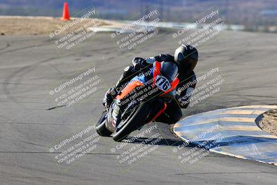 media/Jan-09-2022-SoCal Trackdays (Sun) [[2b1fec8404]]/Turns 9 and 8 (920am)/